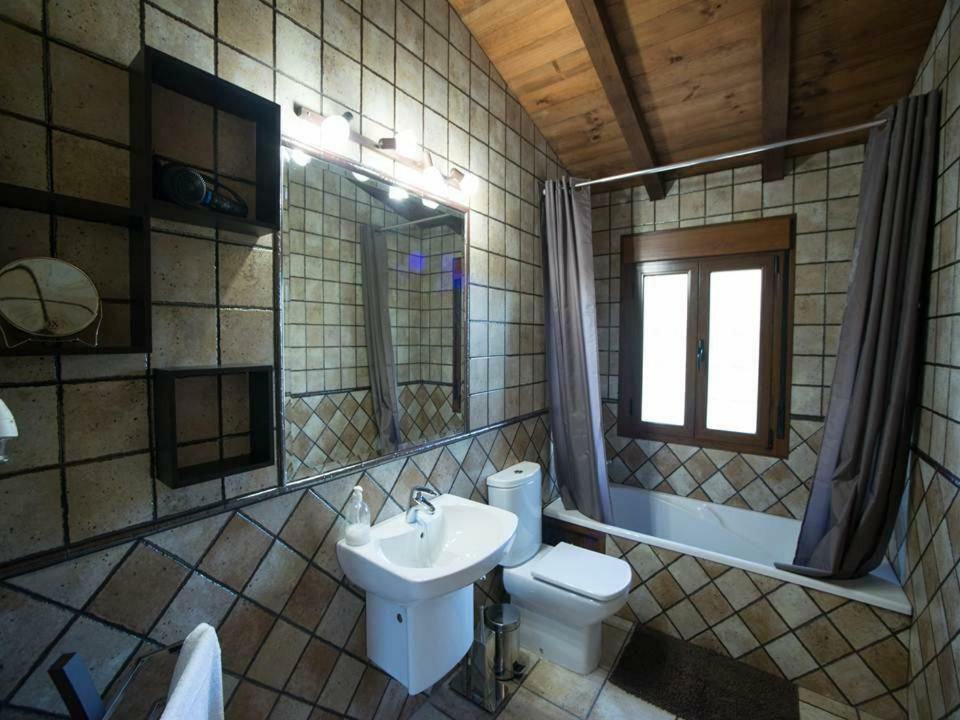 Casa Rural Apartamento Las Malpicas Наваконсехо Екстериор снимка